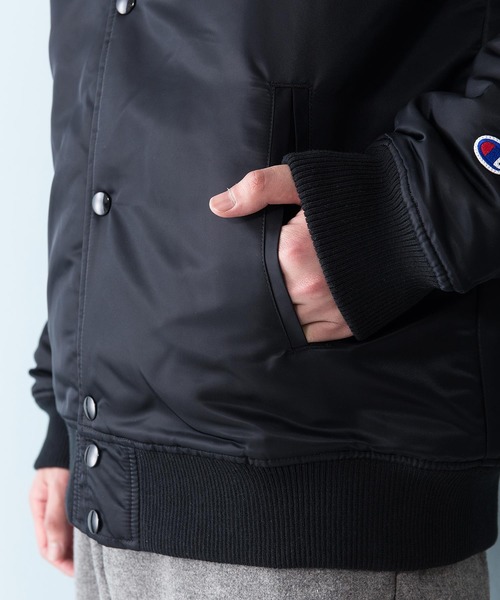 Champion（チャンピオン）の「【CHAMPION/チャンピオン】フーデッドブルゾン　Ｃ３－Ｑ６０５　保温性　『Thermo Lite』　フード中綿ジャケット　星条旗（ブルゾン・メンズ・ブラック/ベージュ/パープル・MEDIUM/LARGE/X-LARGE）」の9枚目の写真