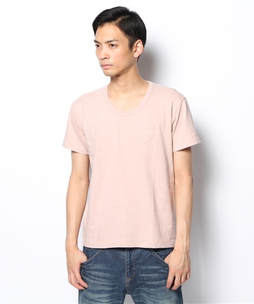 SHIPS（シップス）の「ENTRY SG: 『ROSARIO』 Uネック ポケットTシャツ（Tシャツ/カットソー・メンズ・オフホワイト/チャコールグレー/ダークグレー/ピンクゴールド/ライトブルー/ブラック/ピンク・MEDIUM/SMALL/LARGE/X-LARGE）」の6枚目の写真