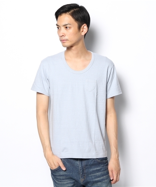 SHIPS（シップス）の「ENTRY SG: 『ROSARIO』 Uネック ポケットTシャツ（Tシャツ/カットソー・メンズ・オフホワイト/チャコールグレー/ダークグレー/ピンクゴールド/ライトブルー/ブラック/ピンク・MEDIUM/SMALL/LARGE/X-LARGE）」の5枚目の写真