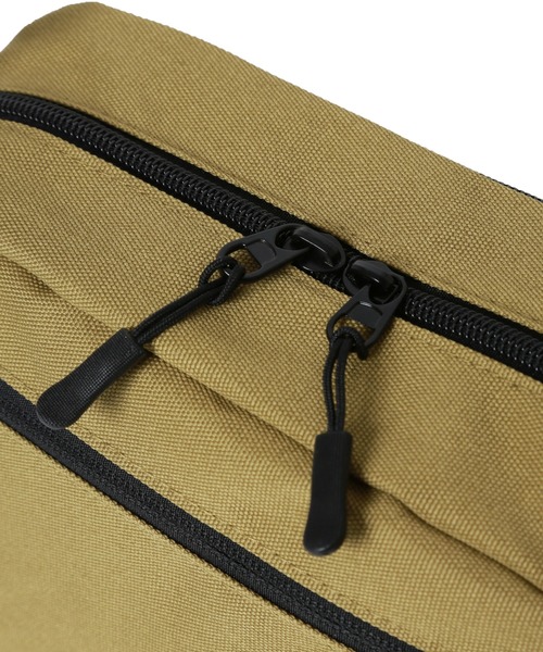 n'ee-ne（ネーネ）の「スクエアショルダーバック（ショルダーバッグ・レディース・ブラック/ネイビー/キャメル・FREE）」の7枚目の写真