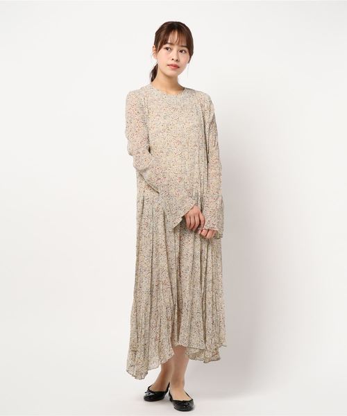 Cheek（チーク）の「ワッシャープリーツ花柄ワンピース（ワンピース・レディース・ホワイト/ブラック/ブルー・MEDIUM）」の16枚目の写真