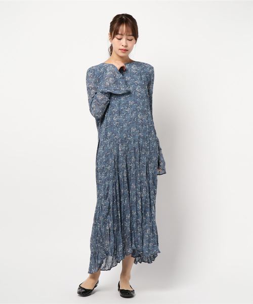 Cheek（チーク）の「ワッシャープリーツ花柄ワンピース（ワンピース・レディース・ホワイト/ブラック/ブルー・MEDIUM）」の18枚目の写真