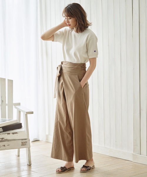 Champion（チャンピオン）の「[Champion]チャンピオン　ショートスリーブスウェットトップス（スウェット・レディース・オフホワイト/ブラック/グレー/ベージュ・FREE）」の12枚目の写真