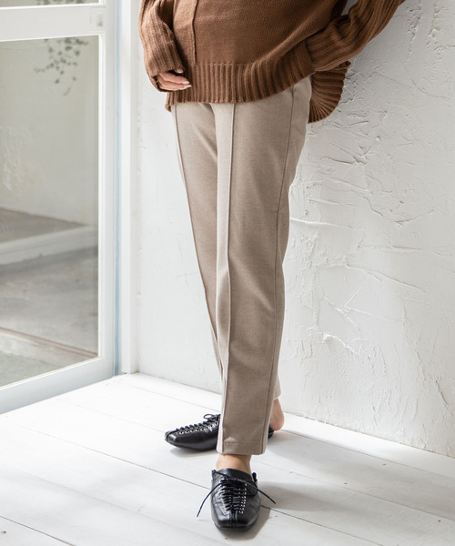 rectangle(レクタングル)の「ウォームタッチセンターシームテーパードパンツ(その他パンツ・レディース・ブラック/ブルー/モカ/グレイッシュベージュ・SMALL/MEDIUM)」の3枚目の写真