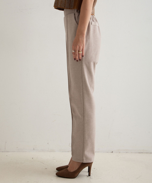 rectangle(レクタングル)の「ウォームタッチセンターシームテーパードパンツ(その他パンツ・レディース・ブラック/ブルー/モカ/グレイッシュベージュ・SMALL/MEDIUM)」の9枚目の写真