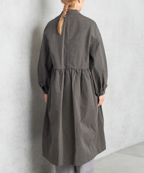 PUAL CE CIN（ピュアルセシン）の「【Ｄｕ　ｎｏｉｒ】ダブルギャザーコート（ワンピース・レディース・チャコールグレー/ベージュ・FREE）」の8枚目の写真