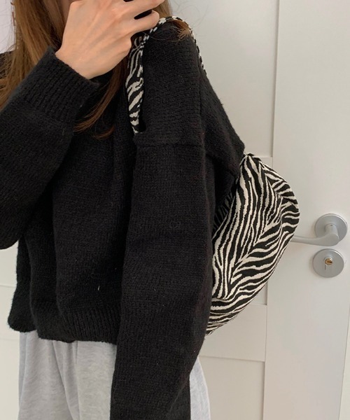 yuue' ( wear )（ユーイ）の「ゼブラ柄ジップショルダーバッグ（ショルダーバッグ・レディース・ゼブラ・FREE）」の12枚目の写真