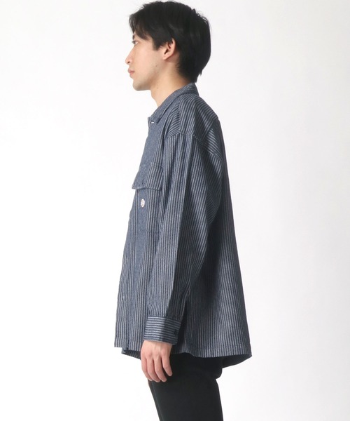 Dickies（ディッキーズ）の「Dickies/ディッキーズ オーバーサイズ ワークシャツ/CPOシャツ（シャツ/ブラウス・メンズ・ベージュ/ストライプ・M/L/XL）」の18枚目の写真