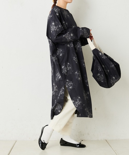 上品 線描き花束プリントワンピース 良好品セール