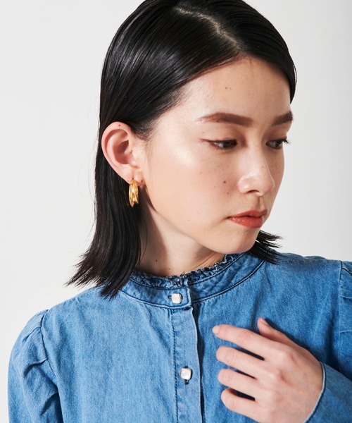 toucher du brise（トゥシェドブリーズ）の「２ＷＡＹ　デニムブラウス（シャツ/ブラウス・レディース・ネイビー/ブルー・M）」の13枚目の写真