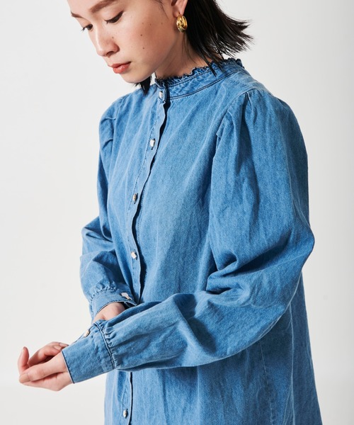 toucher du brise（トゥシェドブリーズ）の「２ＷＡＹ　デニムブラウス（シャツ/ブラウス・レディース・ネイビー/ブルー・M）」の14枚目の写真