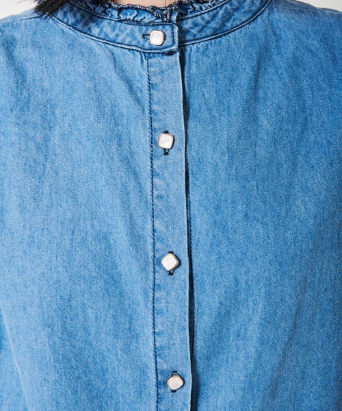 toucher du brise（トゥシェドブリーズ）の「２ＷＡＹ　デニムブラウス（シャツ/ブラウス・レディース・ネイビー/ブルー・M）」の15枚目の写真