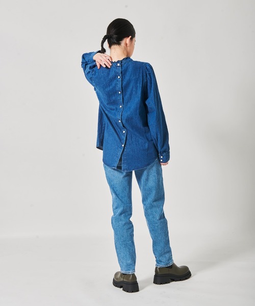 toucher du brise（トゥシェドブリーズ）の「２ＷＡＹ　デニムブラウス（シャツ/ブラウス・レディース・ネイビー/ブルー・M）」の20枚目の写真