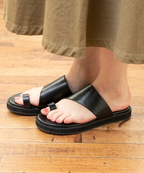 menue(メヌエ)の「ラウンドトゥフラット親指トングサンダル(サンダル・レディース・アイボリー/ゼブラ/ブラック・3L/S/LL/M/XS/L)」の15枚目の写真