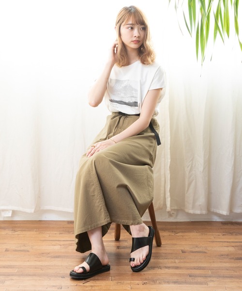 menue(メヌエ)の「ラウンドトゥフラット親指トングサンダル(サンダル・レディース・アイボリー/ゼブラ/ブラック・3L/S/LL/M/XS/L)」の6枚目の写真