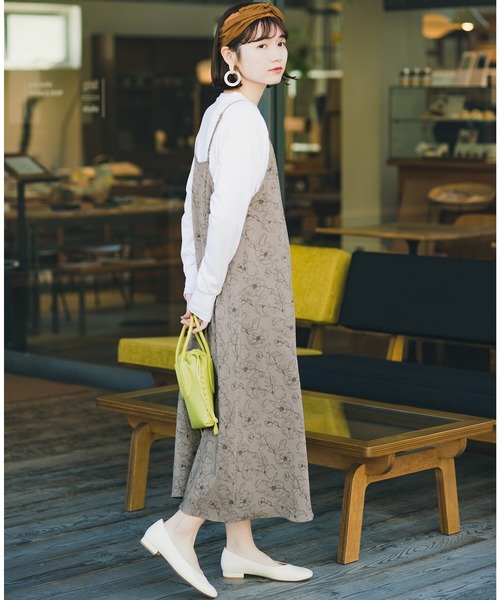 総柄だけど大人っぽい シンプルトップスに合わせて華やぐ オリジナルプリントの花柄キャミワンピース ワンピース Haco ハコ のファッション ワンピース セール