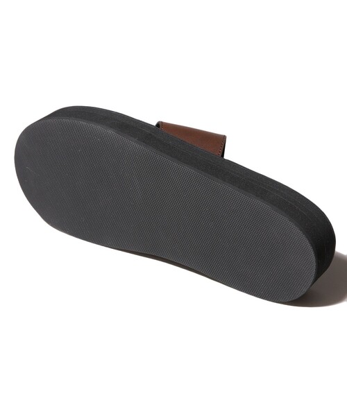 FREAK'S STORE(フリークスストア)の「WEB限定 PUレザー 親指ストラップ サンダル/コンフォートサンダル/レオパード(サンダル・メンズ・ブラック/ベージュ/ブラウン/レオパード・6/8/9/8.5/6.5/5.5)」の15枚目の写真