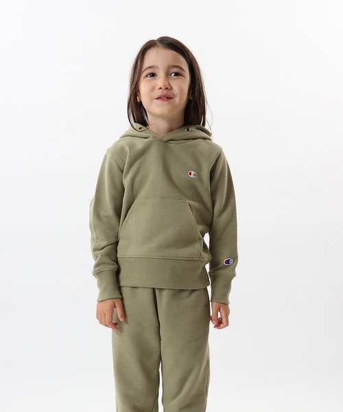 Champion（チャンピオン）の「【Champion/チャンピオン】キッズ ベーシック フーデッドスウェットシャツ（パーカー・キッズ・オフホワイト/ブラック/ネイビー/グレー/ブルー/ベージュ/ライトブルー/カーキ/チャコール/ブラウン/ベージュ系その他3・110/150/100/130/140/120/160）」の8枚目の写真