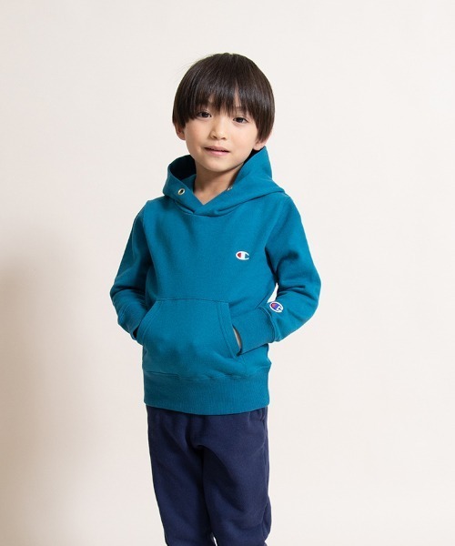 Champion（チャンピオン）の「【Champion/チャンピオン】キッズ ベーシック フーデッドスウェットシャツ（パーカー・キッズ・オフホワイト/ブラック/ネイビー/グレー/ブルー/ベージュ/ライトブルー/カーキ/チャコール/ブラウン/ベージュ系その他3・110/150/100/130/140/120/160）」の11枚目の写真
