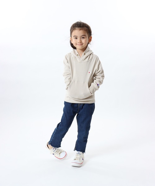 Champion（チャンピオン）の「【Champion/チャンピオン】キッズ ベーシック フーデッドスウェットシャツ（パーカー・キッズ・オフホワイト/ブラック/ネイビー/グレー/ブルー/ベージュ/ライトブルー/カーキ/チャコール/ブラウン/ベージュ系その他3・110/150/100/130/140/120/160）」の7枚目の写真