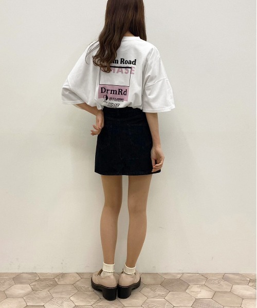 apres jour(アプレジュール)の「アソートスリット入りビッグT【ZOZOTOWN限定アイテム】(Tシャツ/カットソー・レディース・ブラック系その他/オフホワイト/サックスブルー/ホワイト系その他2/ラベンダー/ライトピンク/ホワイト系その他/ブラック/アイボリー/ミント・X-LARGE/フリー)」の18枚目の写真