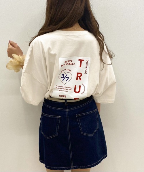 apres jour(アプレジュール)の「アソートスリット入りビッグT【ZOZOTOWN限定アイテム】(Tシャツ/カットソー・レディース・ブラック系その他/オフホワイト/サックスブルー/ホワイト系その他2/ラベンダー/ライトピンク/ホワイト系その他/ブラック/アイボリー/ミント・X-LARGE/フリー)」の21枚目の写真