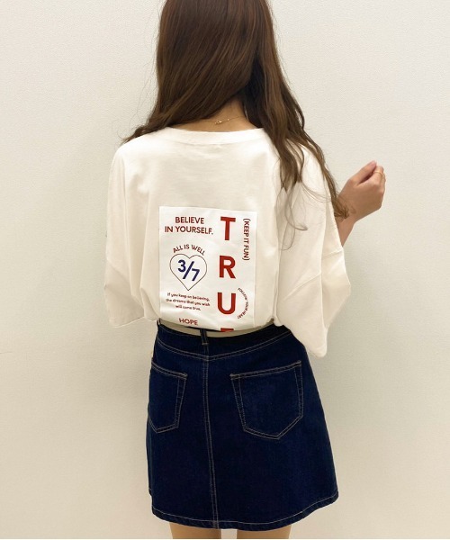 apres jour(アプレジュール)の「アソートスリット入りビッグT【ZOZOTOWN限定アイテム】(Tシャツ/カットソー・レディース・ブラック系その他/オフホワイト/サックスブルー/ホワイト系その他2/ラベンダー/ライトピンク/ホワイト系その他/ブラック/アイボリー/ミント・X-LARGE/フリー)」の22枚目の写真