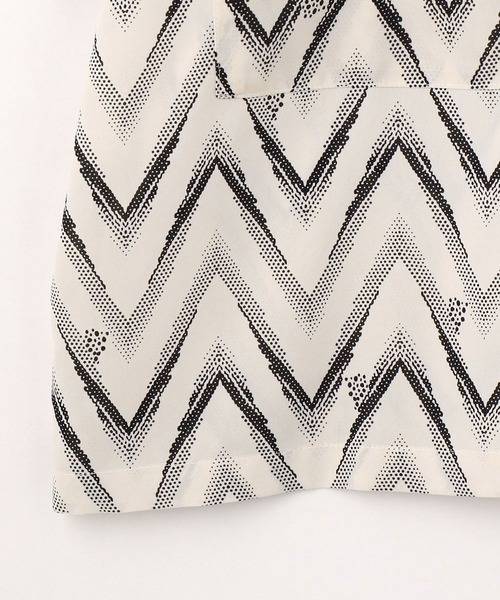 179/WG(イチナナキュウダブルジー)の「ジグザグ柄開襟シャツ(シャツ/ブラウス・レディース・オフホワイト/ブラック/ベージュ・MEDIUM)」の16枚目の写真