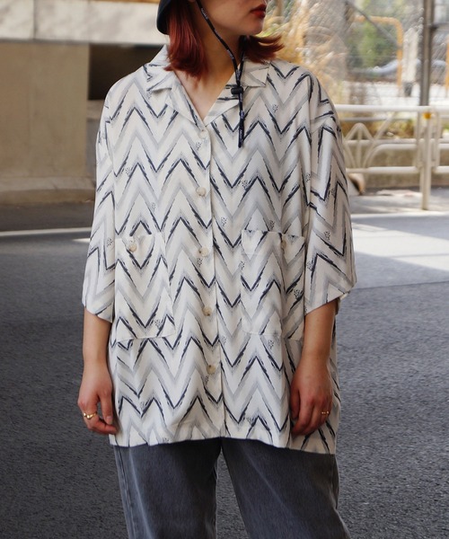 179/WG(イチナナキュウダブルジー)の「ジグザグ柄開襟シャツ(シャツ/ブラウス・レディース・オフホワイト/ブラック/ベージュ・MEDIUM)」の22枚目の写真