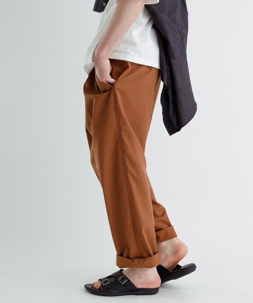 ADAM ET ROPE'(アダムエロペ)の「《WEB限定》マルチカラー コットンリネン テーパードイージーパンツ/UNISEX(その他パンツ・メンズ・ライトグリーン/ダークブラウン/キナリ/ブラウン/ネイビー・S/M/L)」の22枚目の写真