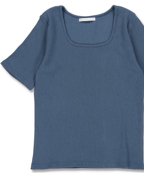 SPINNS（スピンズ）の「【11色展開】スクエアデザインリブカットソー（Tシャツ/カットソー・レディース・ラベンダー/テラコッタ/グレイッシュベージュ/ホワイト/ブラック/ブルー/ピンク/イエロー/ミント/モカ/ホワイト×ブラック/オレンジ/ダークブルー/レッド系その他・ONESIZE）」の9枚目の写真