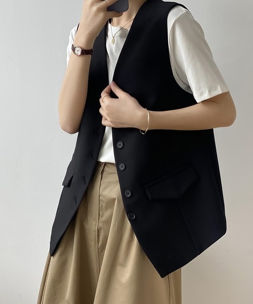 Ulysses(ユリシス)の「ノーカラーベスト(ベスト・レディース・ブラック/ベージュ・M/L)」の2枚目の写真