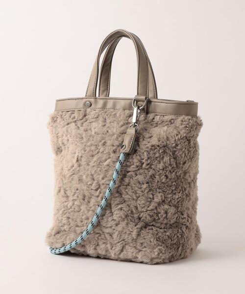 green label relaxing（グリーンレーベルリラクシング）の「MIX CD FUR 2WAY バッグ（ショルダーバッグ・レディース・ライトグレー/ブラック/モカ・FREE）」の5枚目の写真