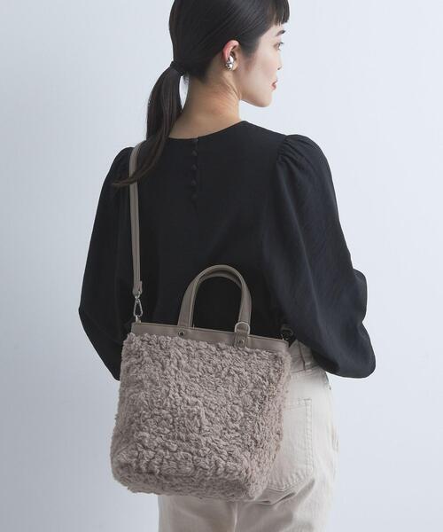 green label relaxing（グリーンレーベルリラクシング）の「MIX CD FUR 2WAY バッグ（ショルダーバッグ・レディース・ライトグレー/ブラック/モカ・FREE）」の20枚目の写真