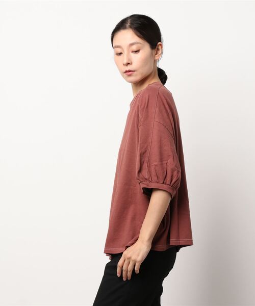 Samansa Mos2（サマンサ モスモス）の「製品染め配色ステッチゆるカットソー（Tシャツ/カットソー・レディース・パープル/ブラウン/チャコール/ベージュ/ミント/マスタード・ﾌﾘ-）」の7枚目の写真