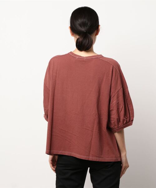 Samansa Mos2（サマンサ モスモス）の「製品染め配色ステッチゆるカットソー（Tシャツ/カットソー・レディース・パープル/ブラウン/チャコール/ベージュ/ミント/マスタード・ﾌﾘ-）」の8枚目の写真