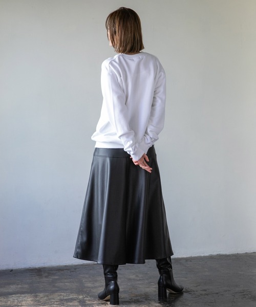 A part by（アパートバイ）の「シシュウロゴウラケPO　229315（スウェット・レディース・オフホワイト/ブラック/グレー・FREE）」の21枚目の写真