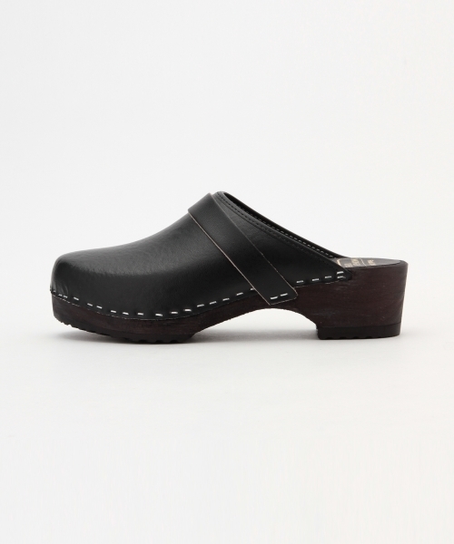 Ray BEAMS（レイビームス）の「【FUDGE 5月号掲載】MOHEDA TOFFELN / プレーン サボ（サンダル・レディース・ホワイト/ブラック・39/38/35/36/37）」の20枚目の写真