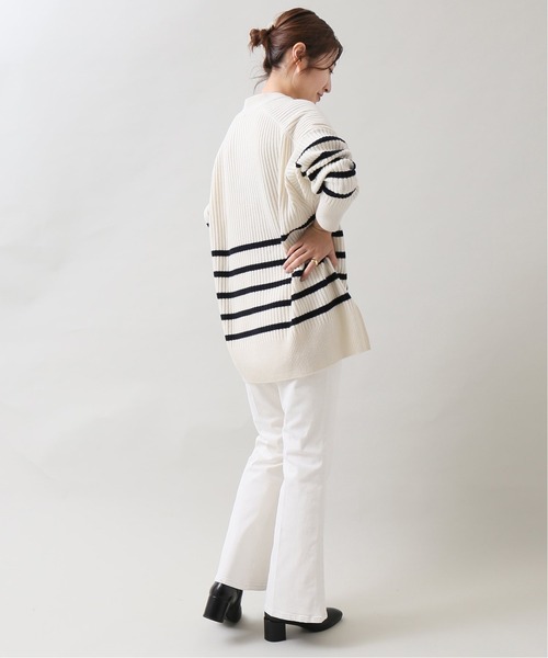 IENA（イエナ）の「ReactiveDyeデニムセミフレアパンツ◆（デニムパンツ・レディース・ホワイト/ネイビー・34/40/36/38）」の13枚目の写真