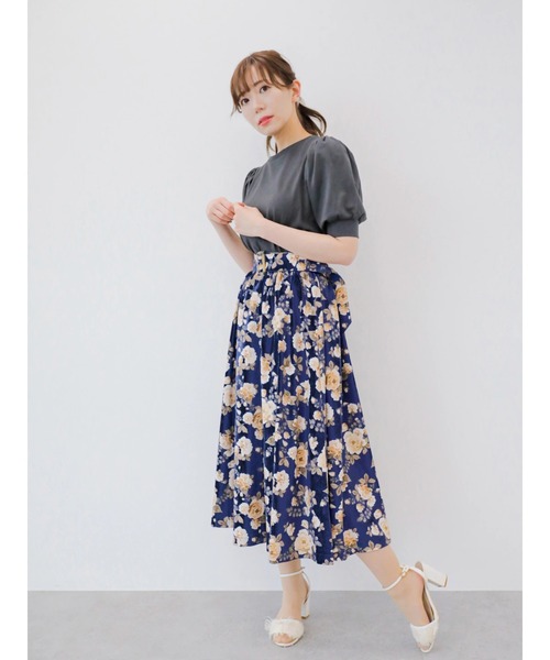 Areeam(アリーム)の「ベーシックパフスリーブトップス(Tシャツ/カットソー・レディース・チャコールグレー/オフホワイト・FREE)」の9枚目の写真