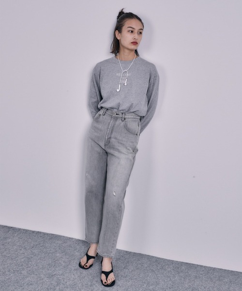 STUNNING LURE(スタニングルアー)の「ハイライズテーパードDENIM(デニムパンツ・レディース・ライトグレー/ライトブルー・23/24/25)」の5枚目の写真