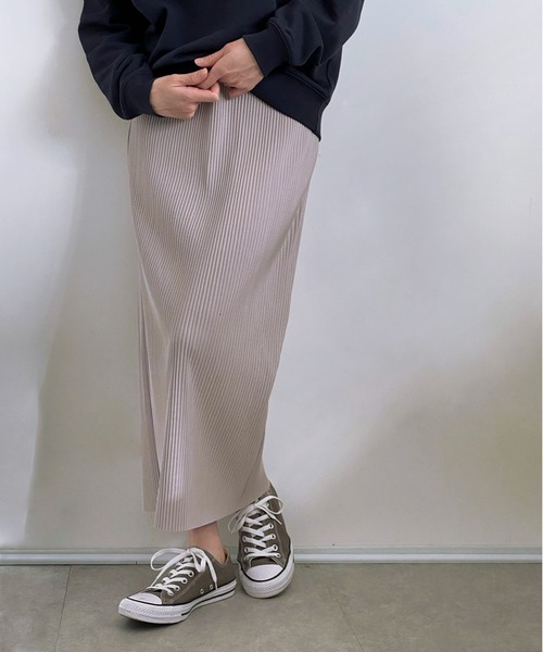 ottilie（オティーリエ）の「リブタイトスカート（スカート・レディース・オレンジ/グレイッシュベージュ/ブラック/チャコールグレー/グリーン/ライトベージュ/ブルー・FREE）」の4枚目の写真