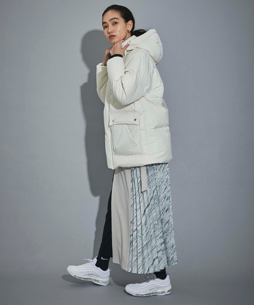 CITY TOKYO（シティトウキョウ）の「900フィルパワーホッカイドウダウンジャケット（ダウンジャケット/コート・レディース・オフホワイト/ブラック・2/1）」の4枚目の写真