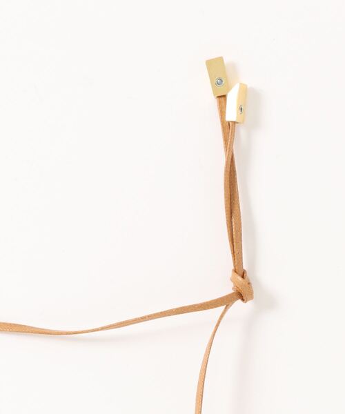 BEARDSLEY(ビアズリー)の「軽いから気軽につけられる水牛の角を使ったモチーフ《CATH.S》ネックレス(ネックレス・レディース・ベージュ・FREE)」の2枚目の写真