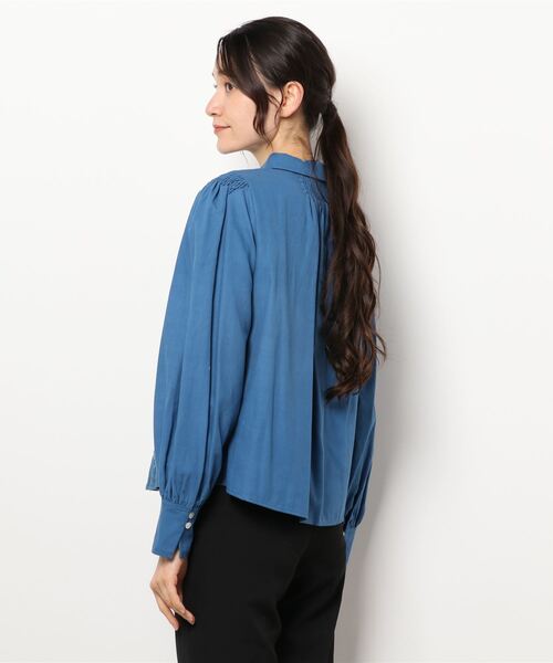 Ameri(アメリ)の「LACE DOCKING GATHER BLOUSE(シャツ/ブラウス・レディース・ブラック/ブルー/アイボリー・FREE)」の9枚目の写真