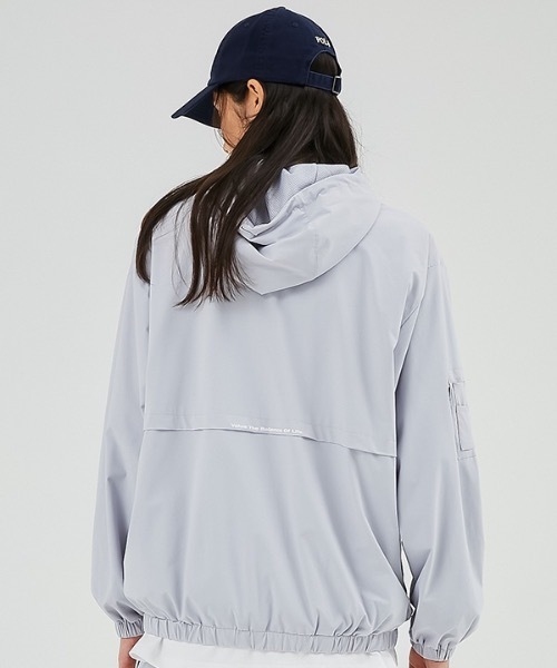 crump（クランプ）の「【crump 】コンポータブル ユーティリティナイロンジャケット（ナイロンジャケット・レディース・グレー/ブラック・MEDIUM/X-LARGE/LARGE）」の9枚目の写真