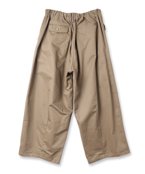 is-ness（イズネス）の「BALLOON EZ PANTS（チノパンツ・メンズ・ベージュ/ブラック/カーキ・R）」の9枚目の写真