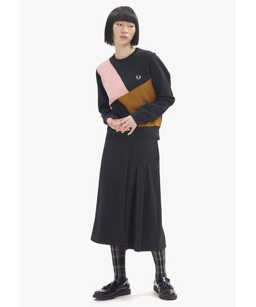 FRED PERRY(フレッドペリー)の「Colour Block Knitwear(ニット/セーター・レディース・ホワイト/ブラック・10)」の17枚目の写真