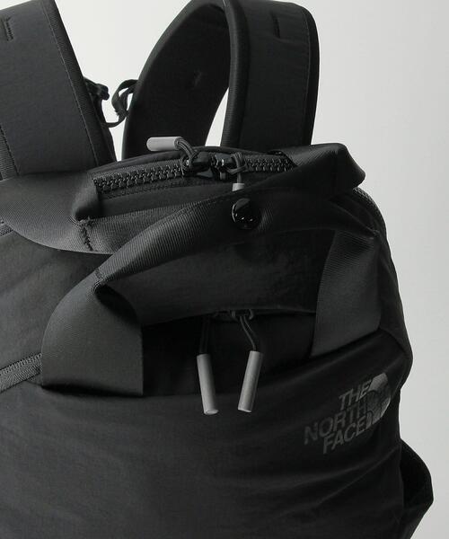 THE NORTH FACE(ザノースフェイス)の「<THE NORTH FACE>ネバーストップ デイパック(バックパック/リュック・メンズ・ブラック・FREE)」の4枚目の写真