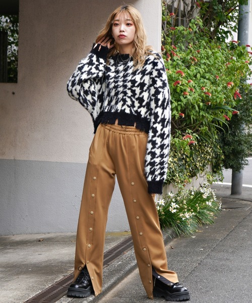X-girl(エックスガール)の「JERSEY TRACK PANTS(その他パンツ・レディース・ベージュ/ブラック/グリーン・S/XS/M)」の18枚目の写真